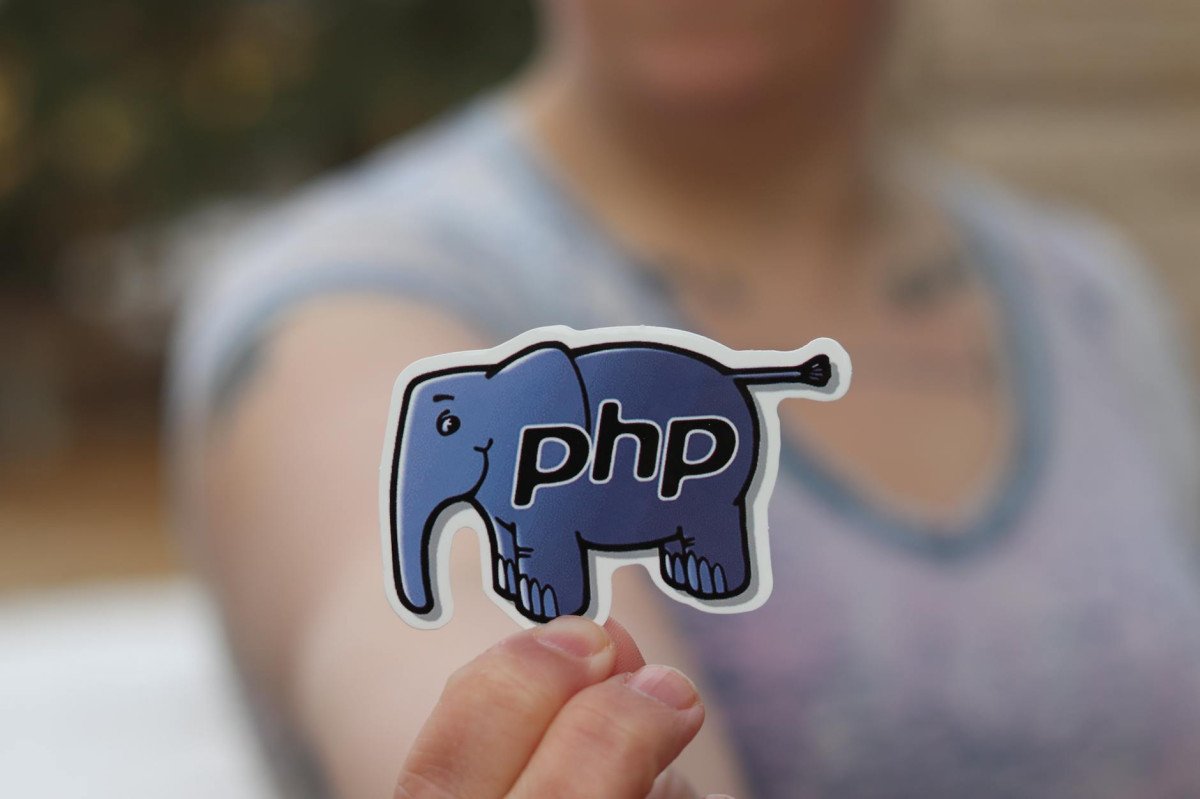 Laravel OOP in Action: Building a Decoupled Payment Gateway